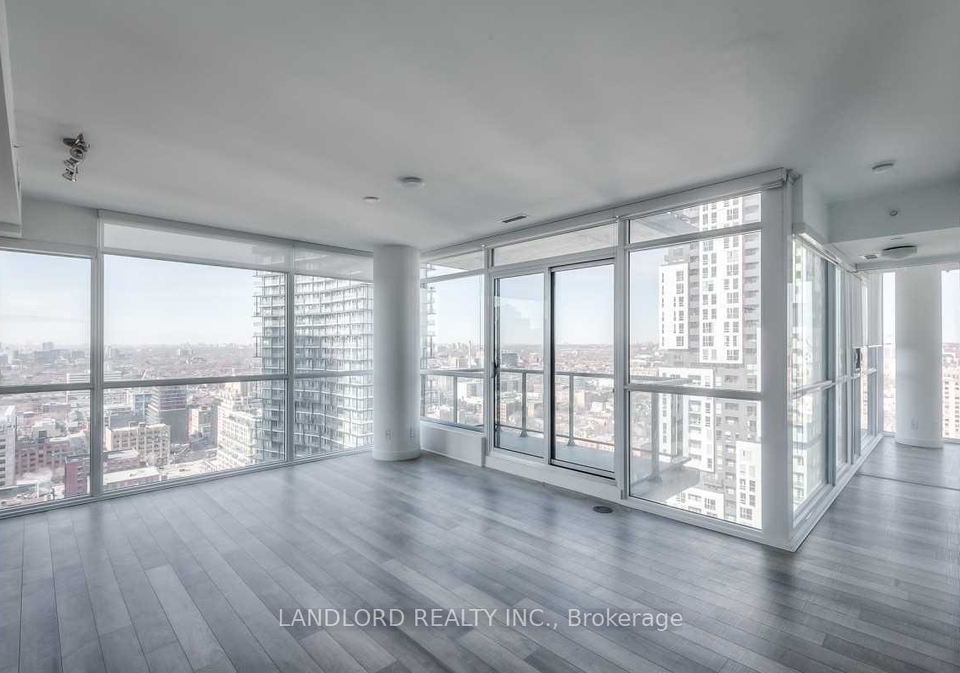 290-adelaide-street-w-toronto-ontario-c12735730