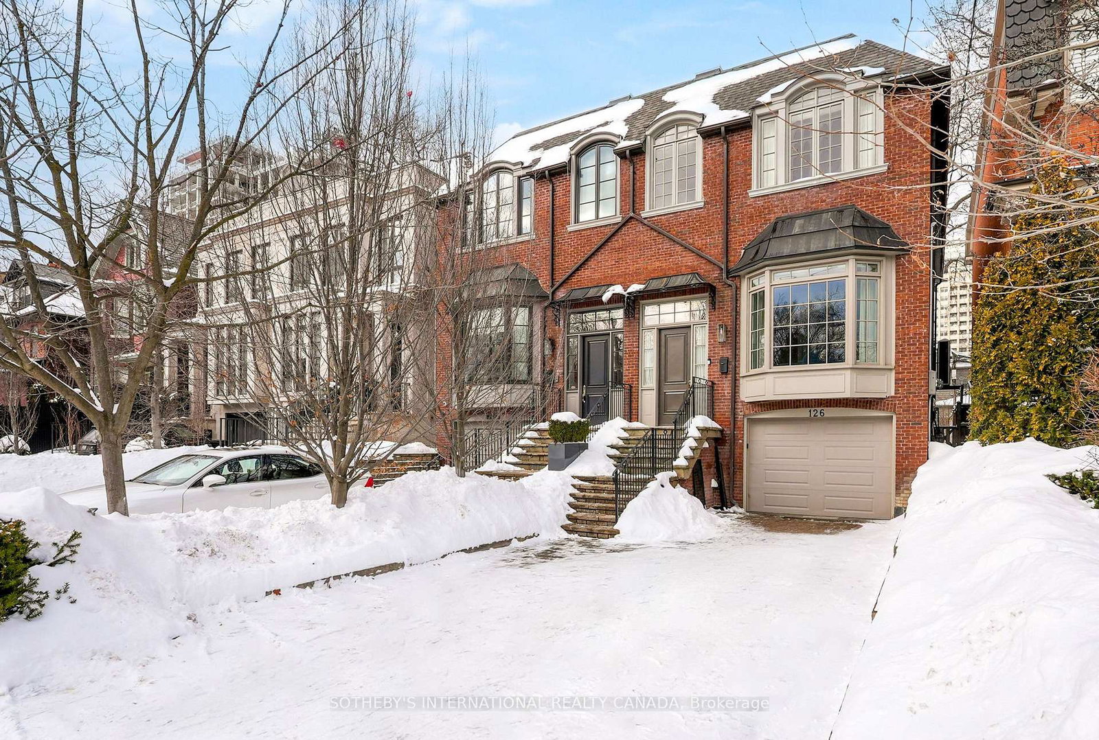 126-farnham-avenue-toronto-ontario-c12736146
