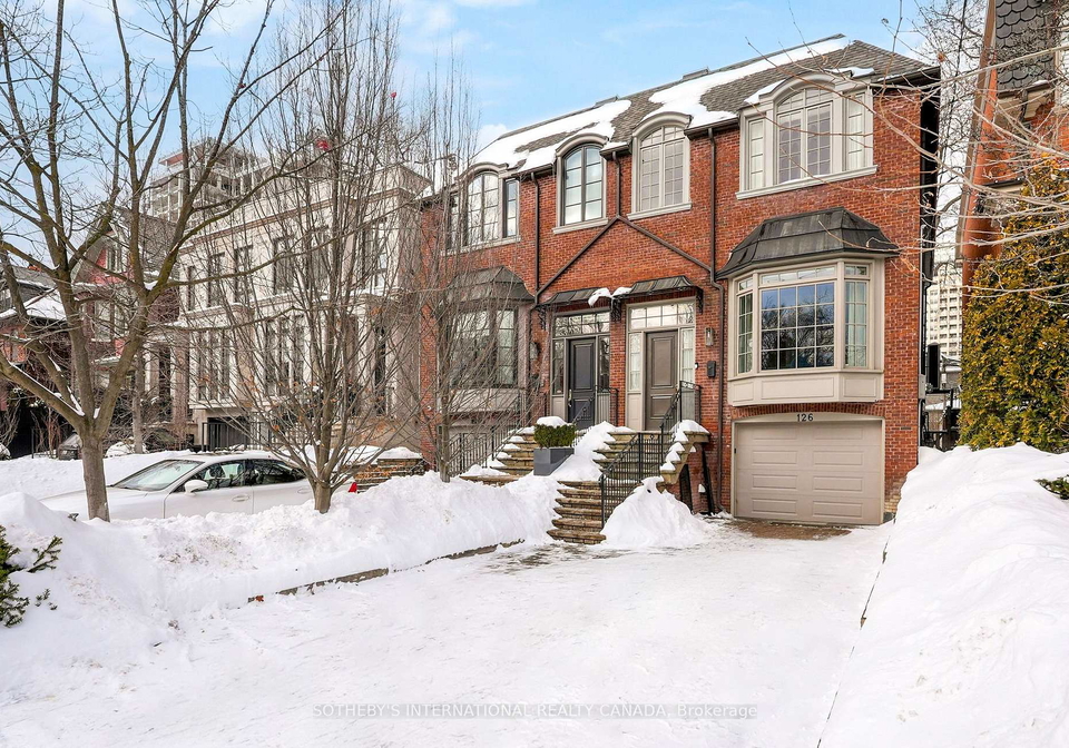 126-farnham-avenue-toronto-ontario-c12736146