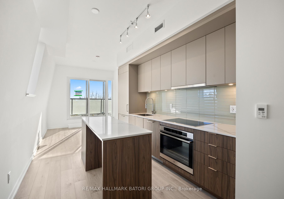 863-st-clair-avenue-w-toronto-ontario-c12736240