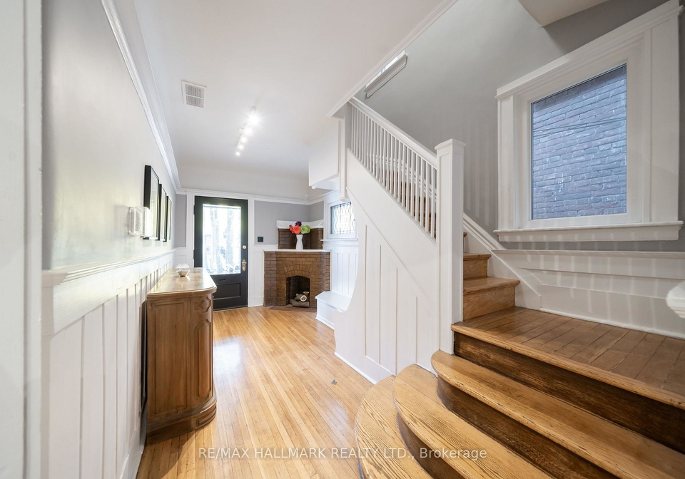 524-markham-street-toronto-ontario-c12736388