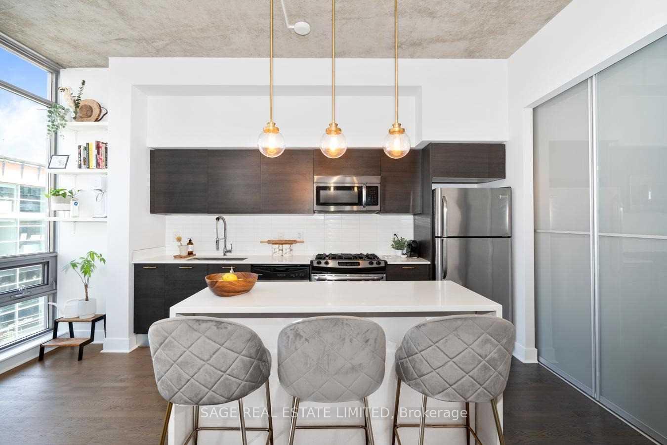 399-adelaide-street-w-toronto-ontario-c12736494