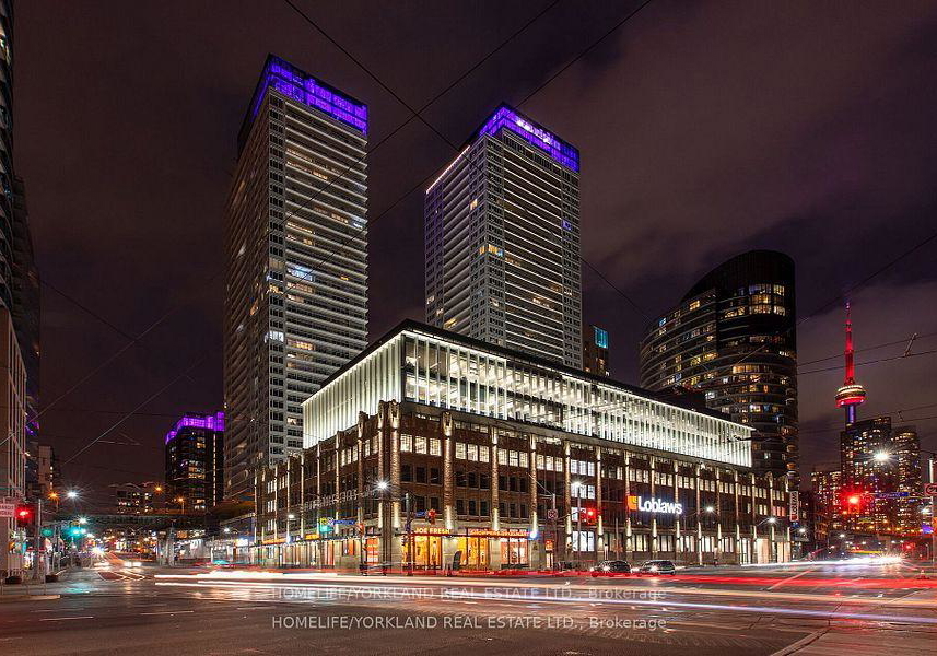 17-bathurst-street-toronto-ontario-c12737014