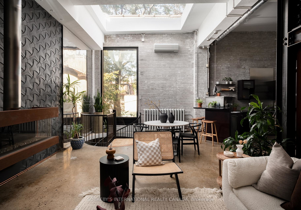 264-seaton-street-toronto-ontario-c12737206