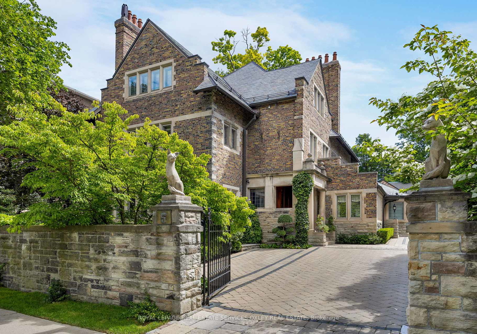 5-thornwood-road-toronto-ontario-c12737252