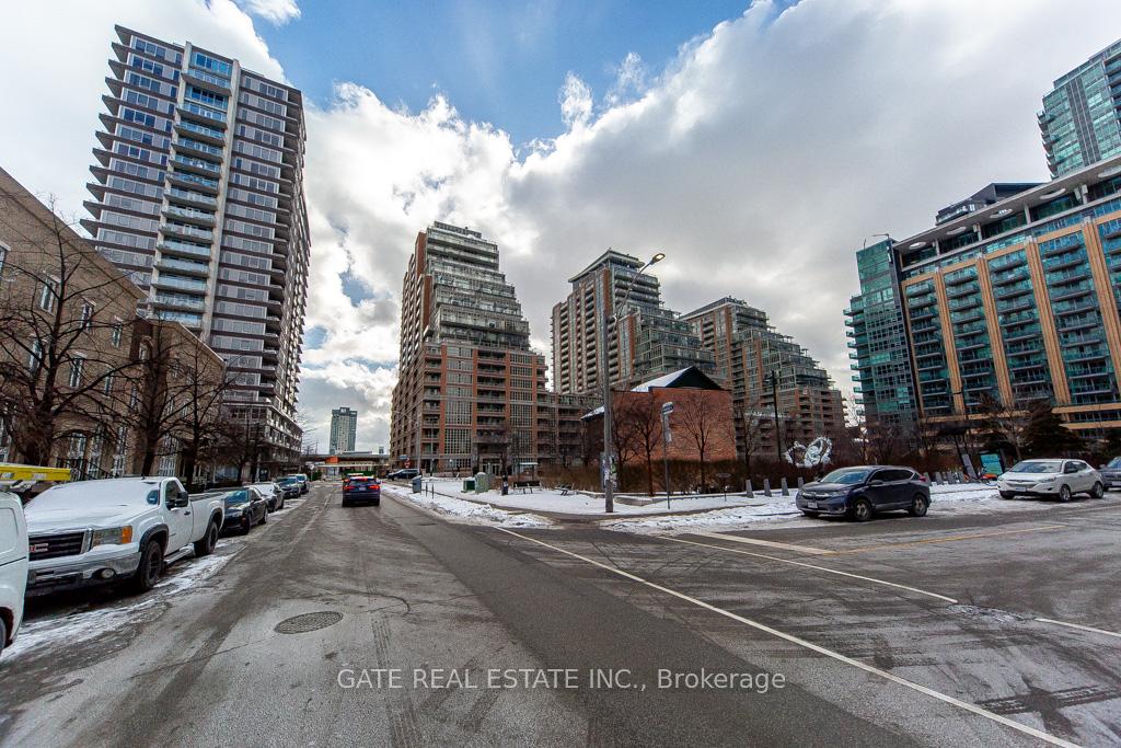 65-east-liberty-street-toronto-ontario-c12737262