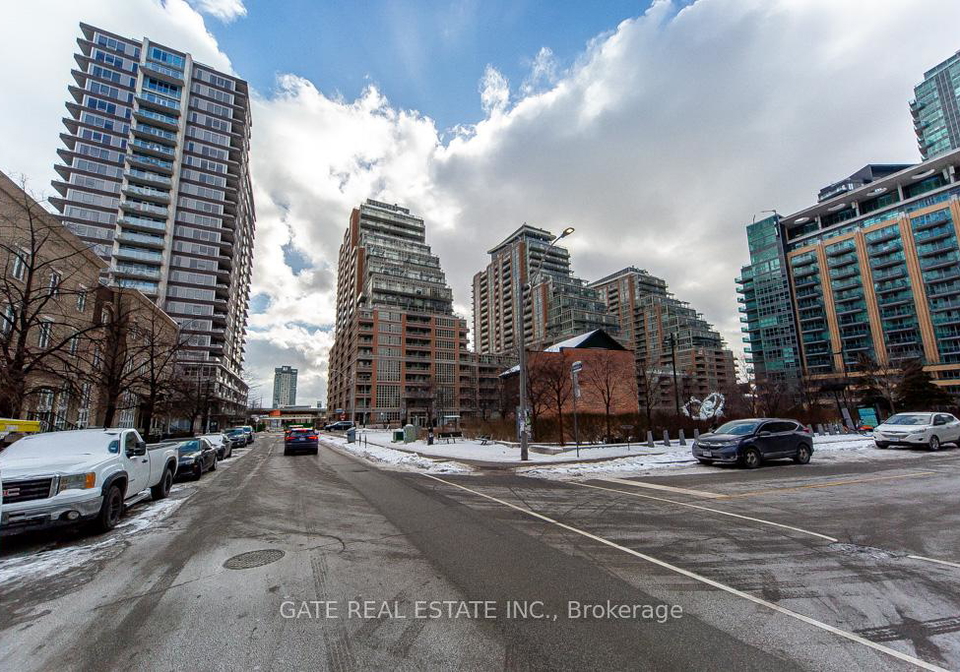 65-east-liberty-street-toronto-ontario-c12737262