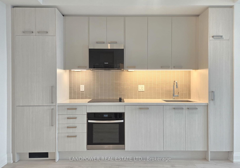 20-soudan-avenue-toronto-ontario-c12737622