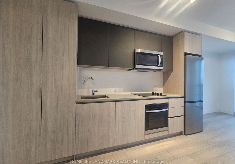 5858-yonge-street-toronto-ontario-c12737786