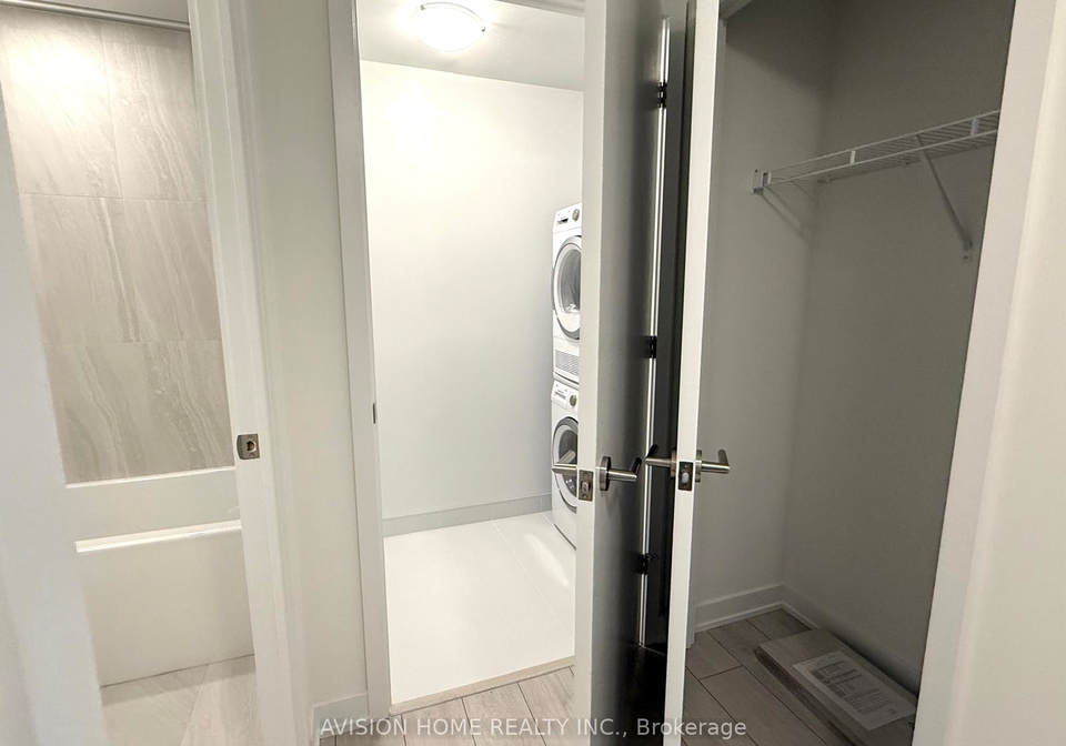 5858-yonge-street-toronto-ontario-c12737830