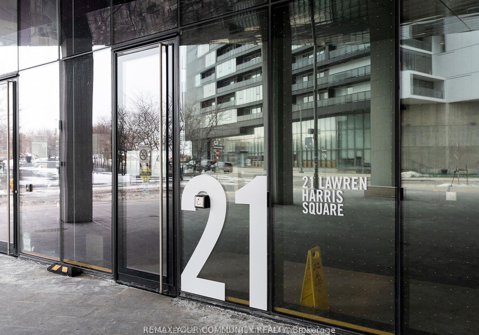 21-lawren-harris-square-toronto-ontario-c12738150