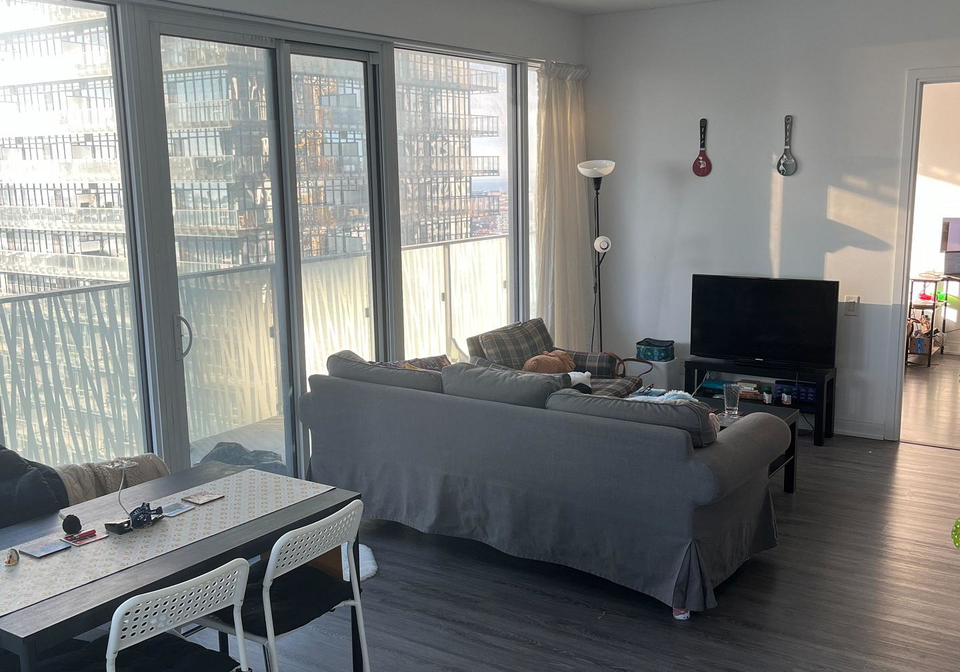 42-charles-street-e-toronto-ontario-c12738306
