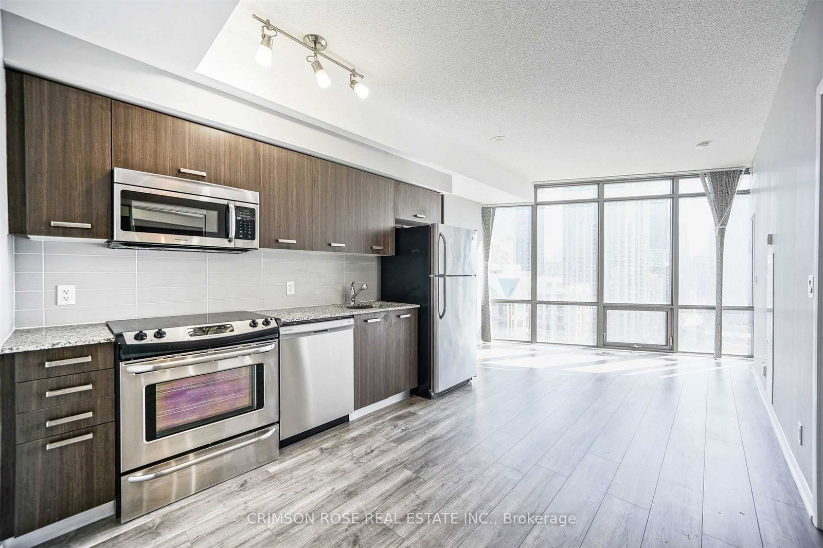 832-bay-street-toronto-ontario-c12738456