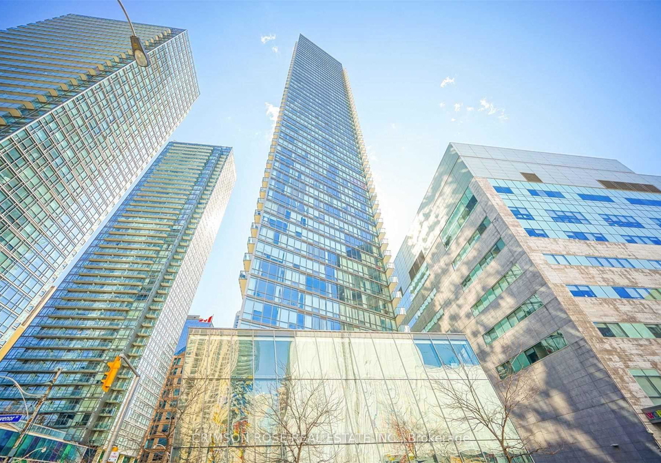 832-bay-street-toronto-ontario-c12738456