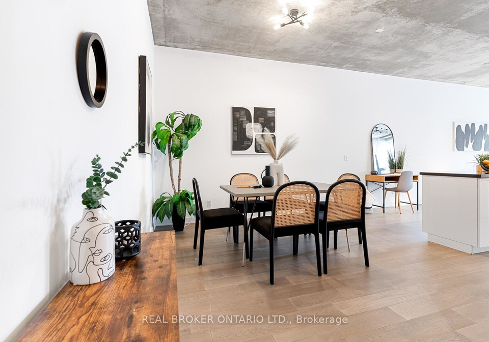 60-bathurst-street-toronto-ontario-c12738534