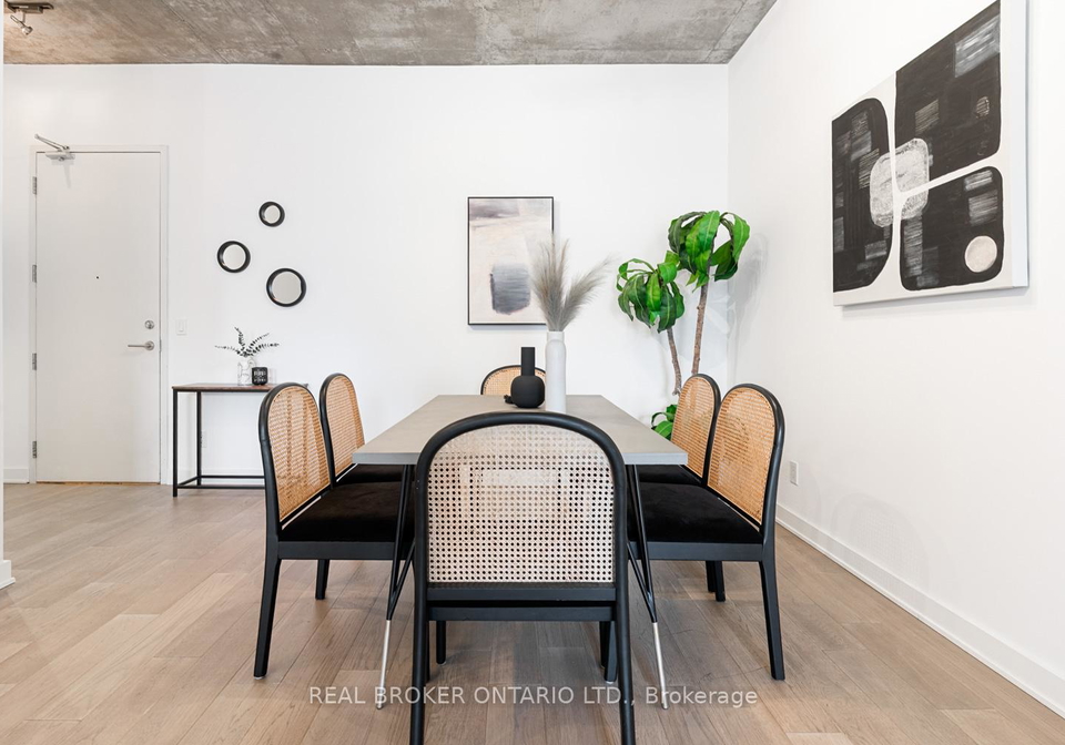 60-bathurst-street-toronto-ontario-c12738534
