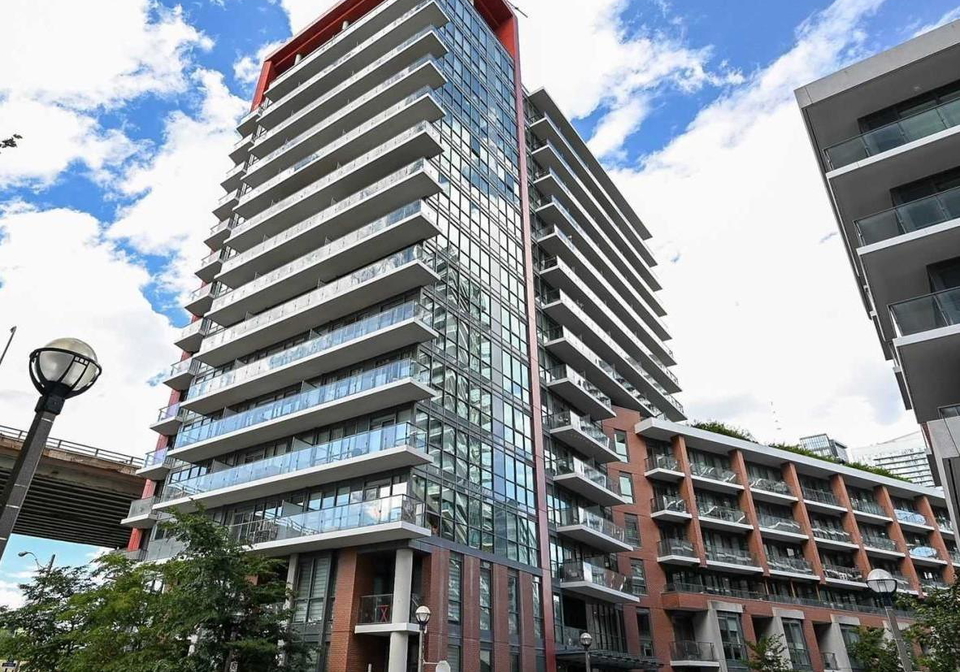 50-bruyeres-mews-toronto-ontario-c12739636