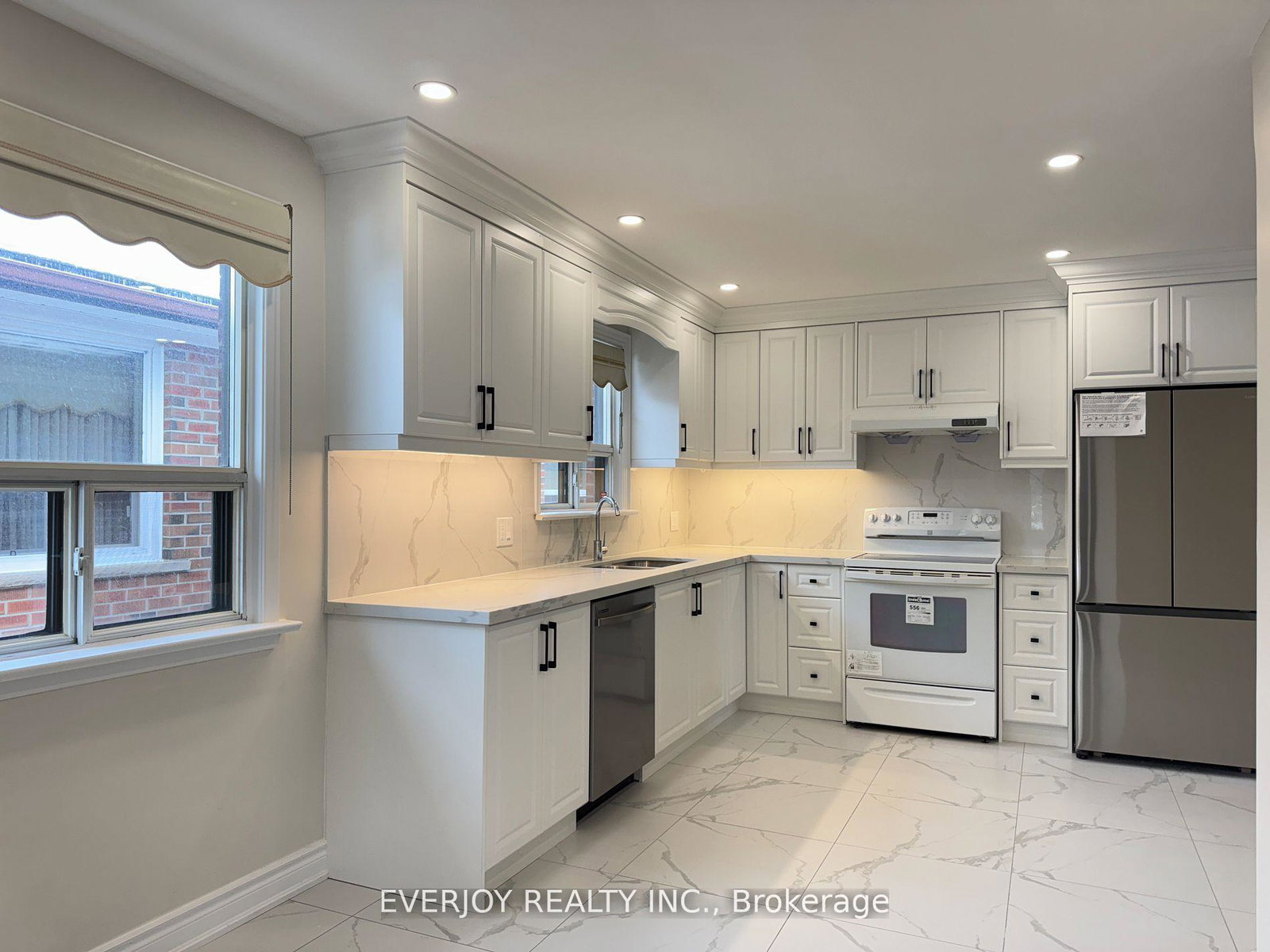 256-drewry-avenue-toronto-ontario-c12739712