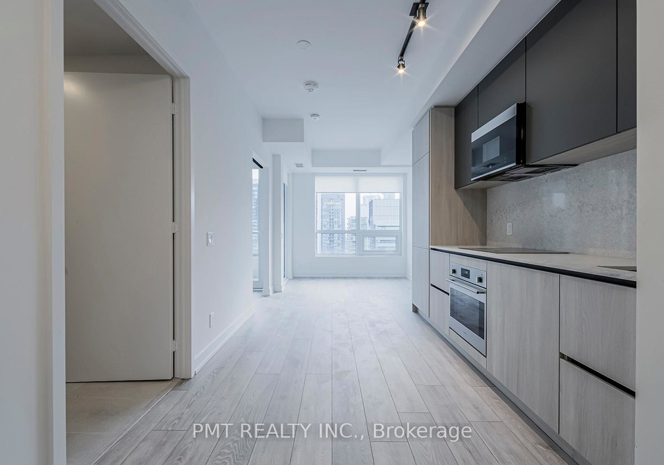 108-peter-street-toronto-ontario-c12739818