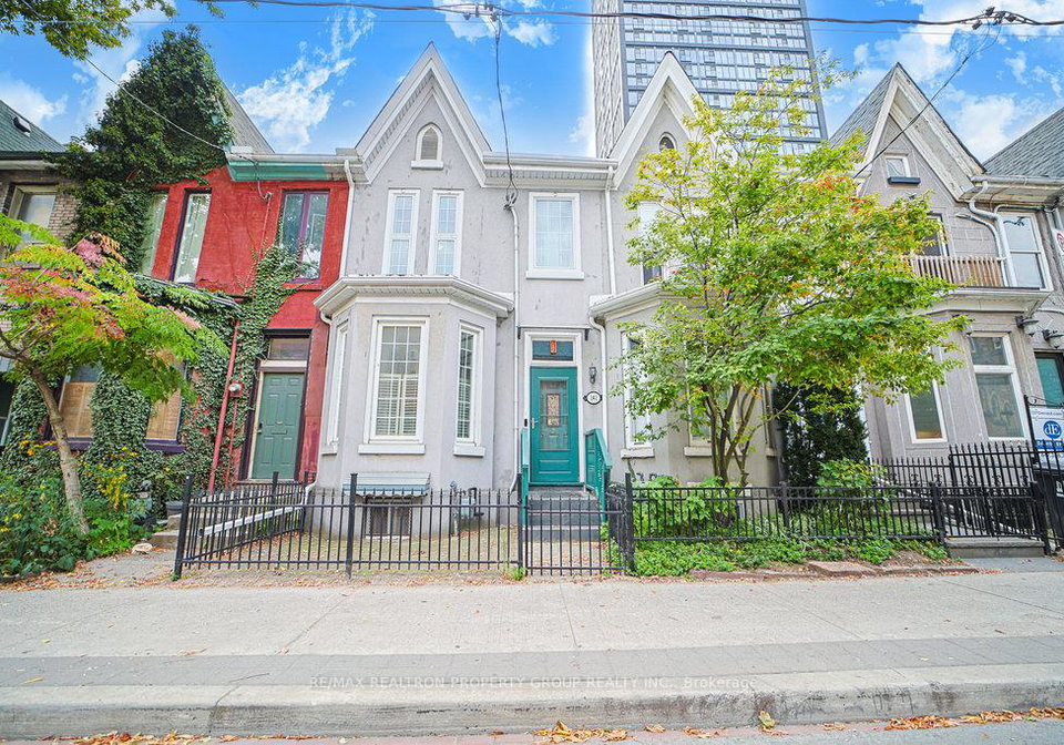 141-gerrard-street-e-toronto-ontario-c12740114