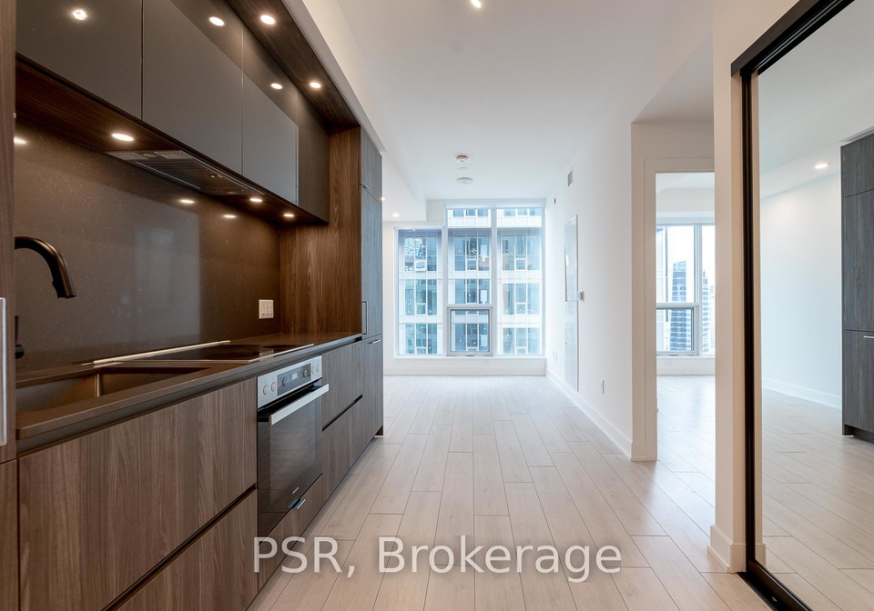 35-mercer-street-toronto-ontario-c12740234