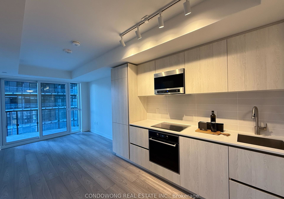 120-broadway-avenue-toronto-ontario-c12740502