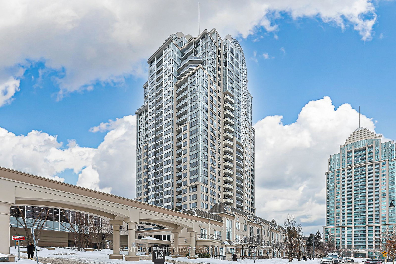 1-rean-drive-north-york-ontario-c12740578