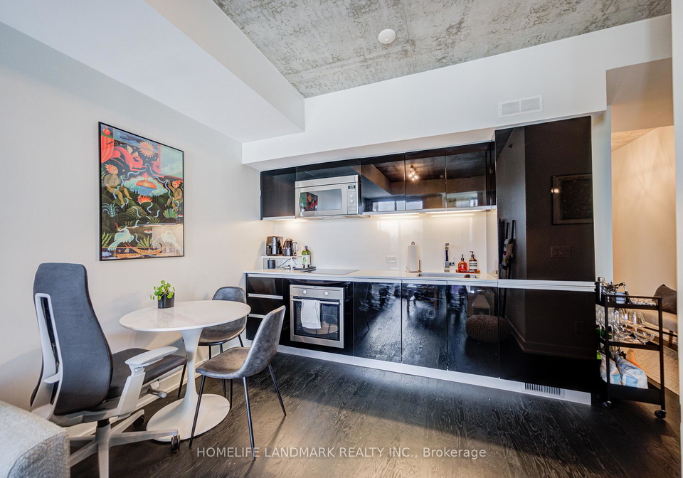 20-minowan-miikan-lane-e-toronto-ontario-c12740604