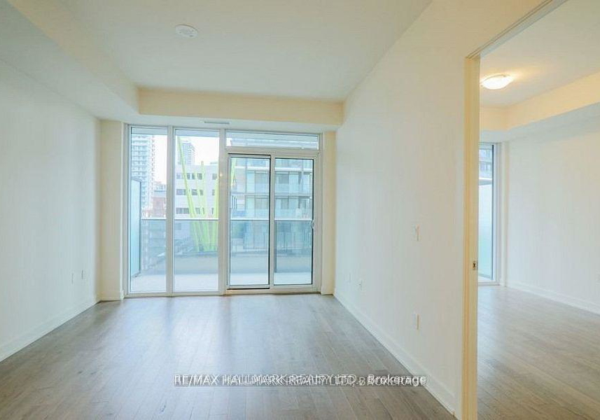 330-richmond-street-w-toronto-ontario-c12740728