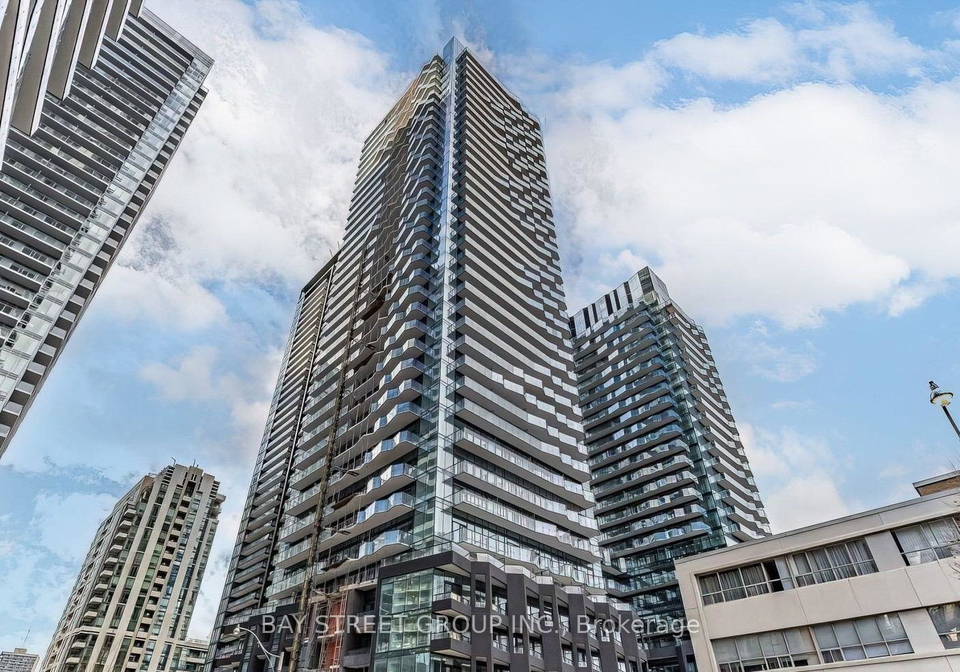 110-broadway-avenue-toronto-ontario-c12740782