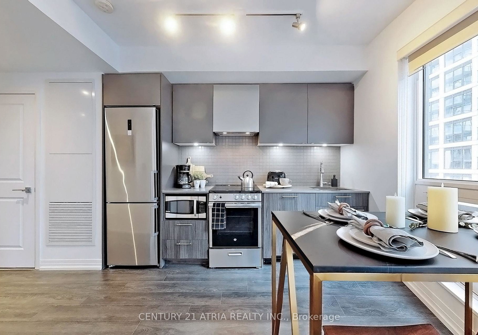 251-jarvis-street-toronto-ontario-c12740820