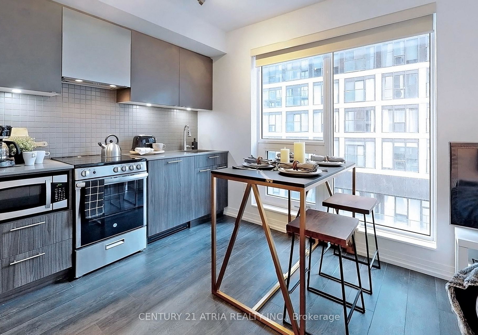 251-jarvis-street-toronto-ontario-c12740820
