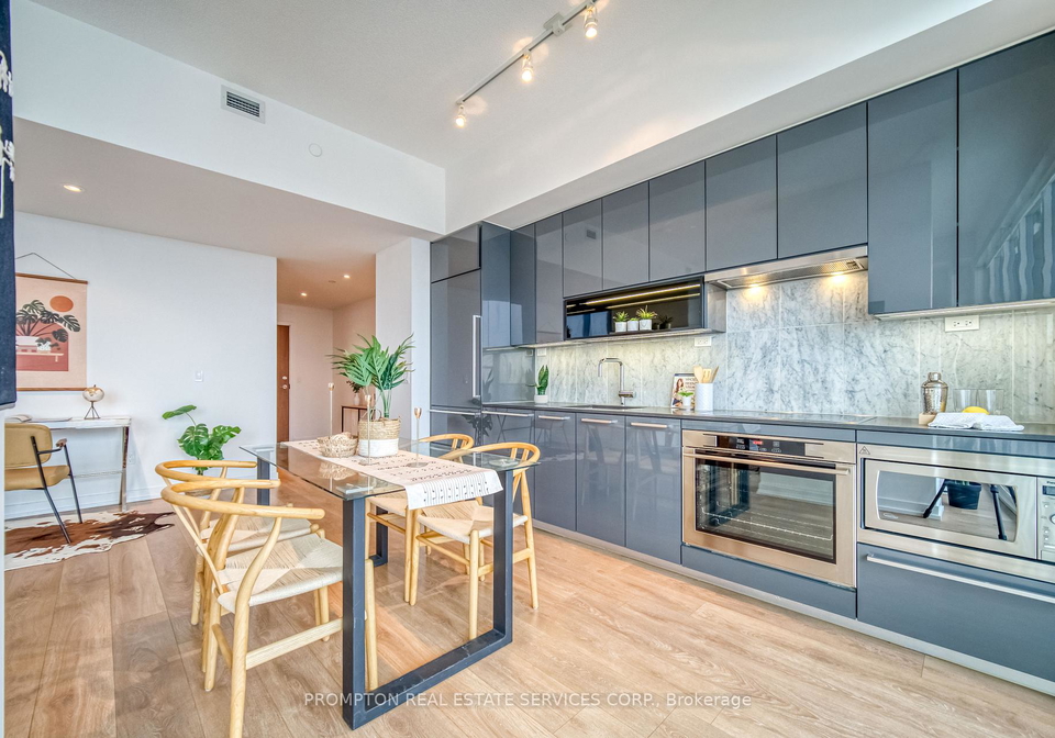 117-mcmahon-drive-north-york-ontario-c12740948