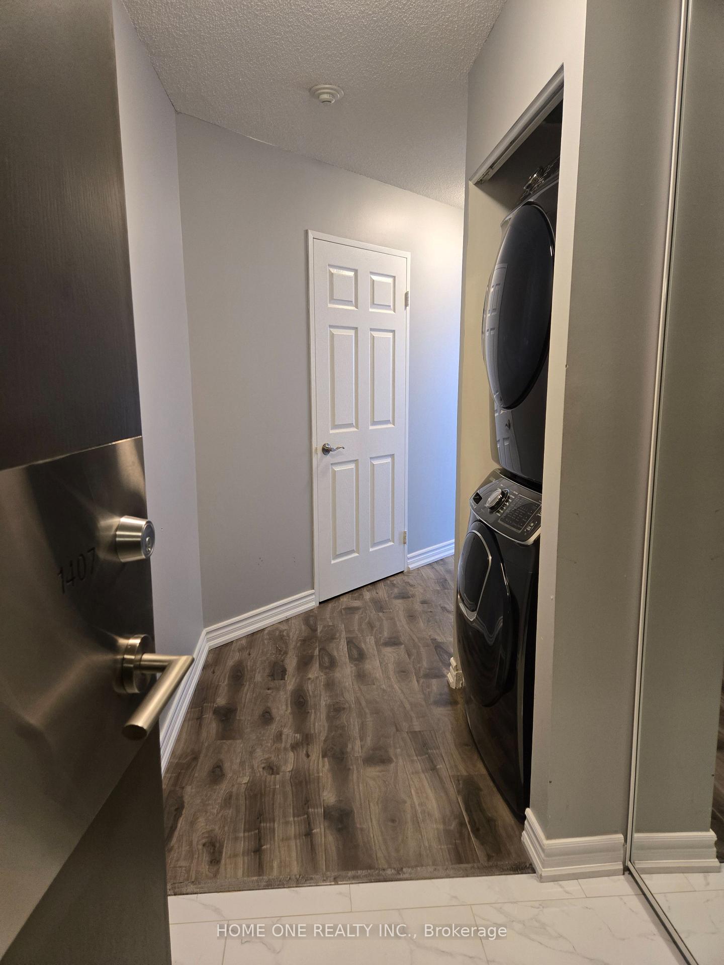 35-empress-avenue-north-york-ontario-c12740968