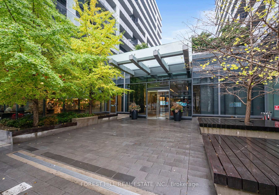 1030-king-street-w-toronto-ontario-c12741026