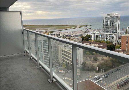 17-bathurst-street-toronto-ontario-c12741132