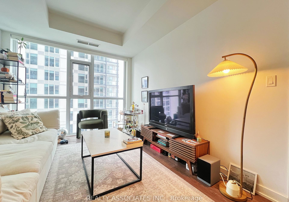 50-ordnance-street-toronto-ontario-c12741238