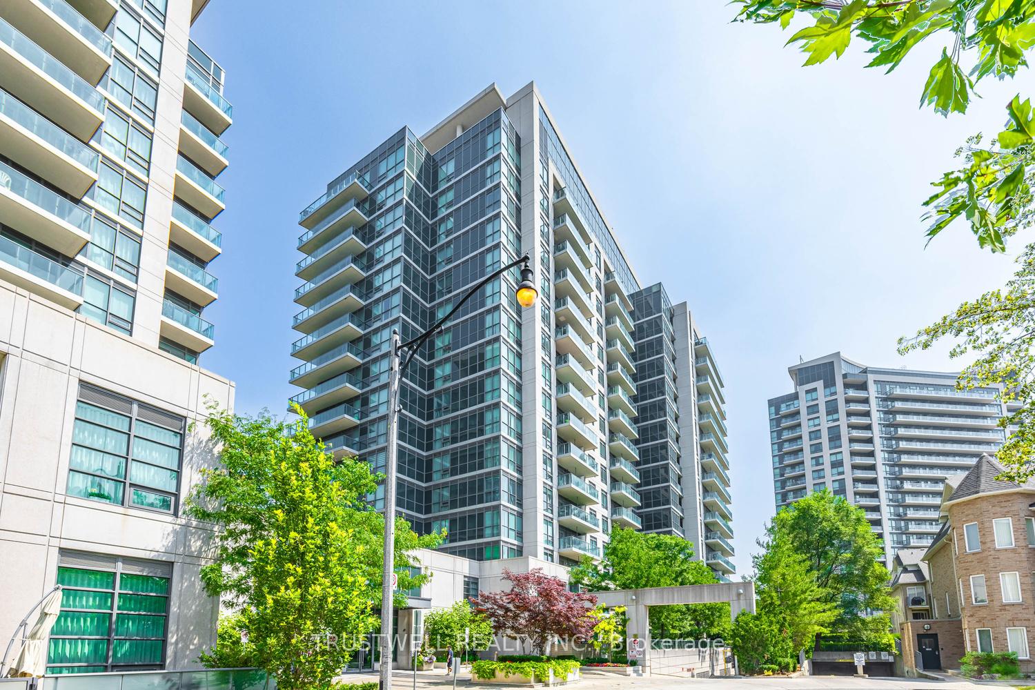 35-brian-peck-crescent-east-york-ontario-c12741248