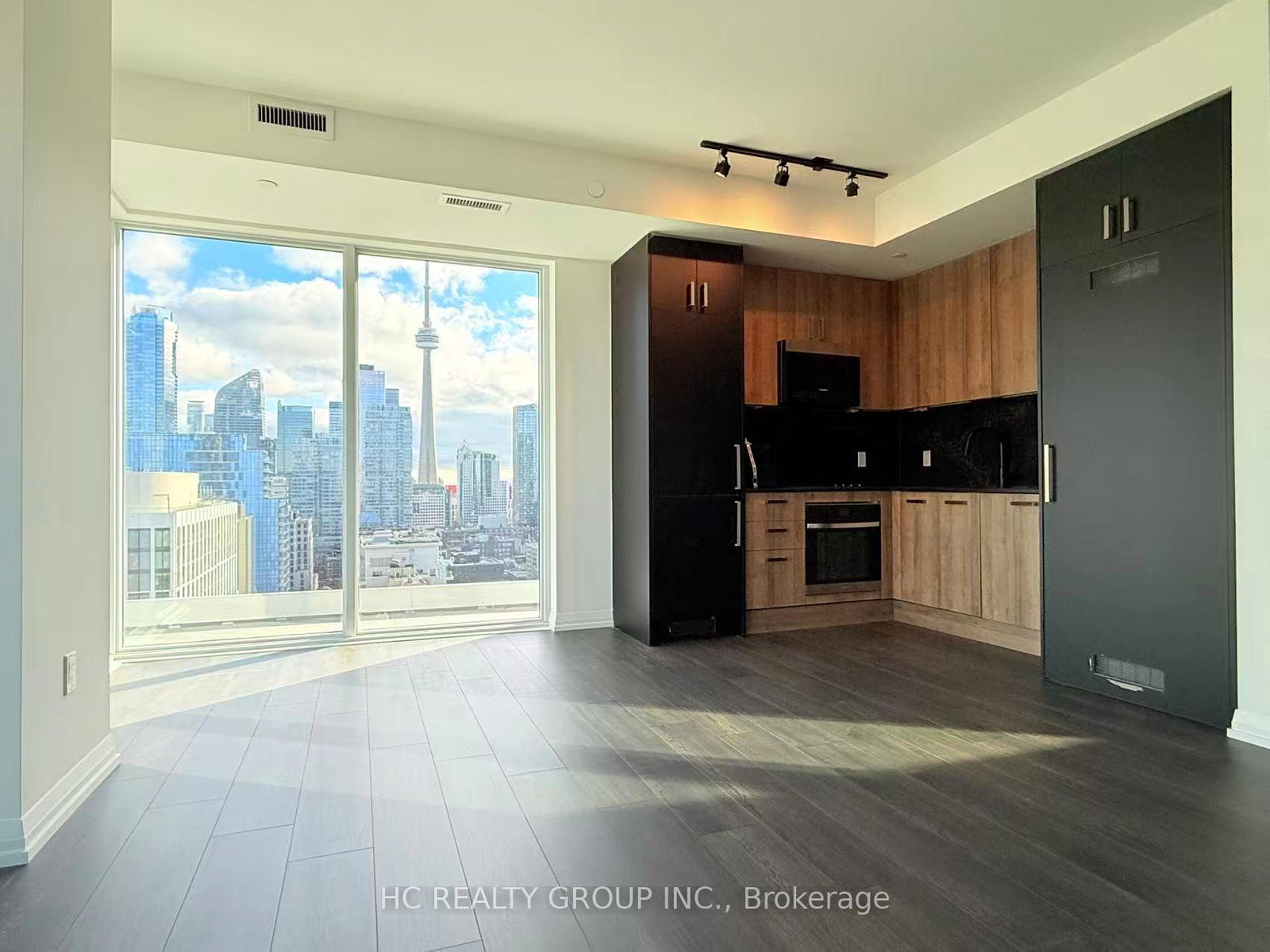 280-dundas-street-w-toronto-ontario-c12741312
