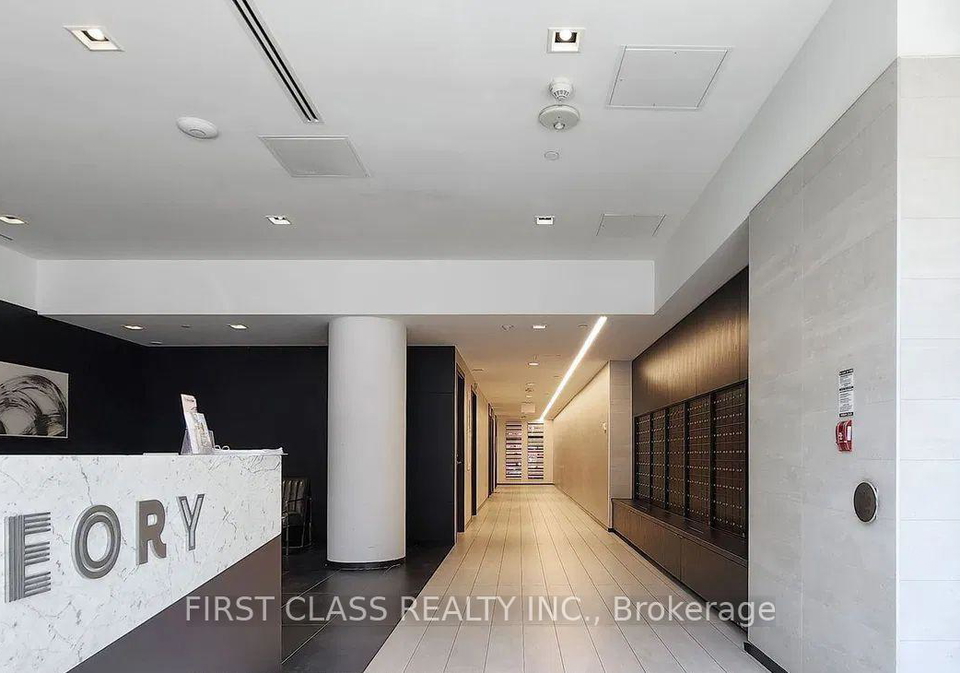 203-college-street-toronto-ontario-c12741316