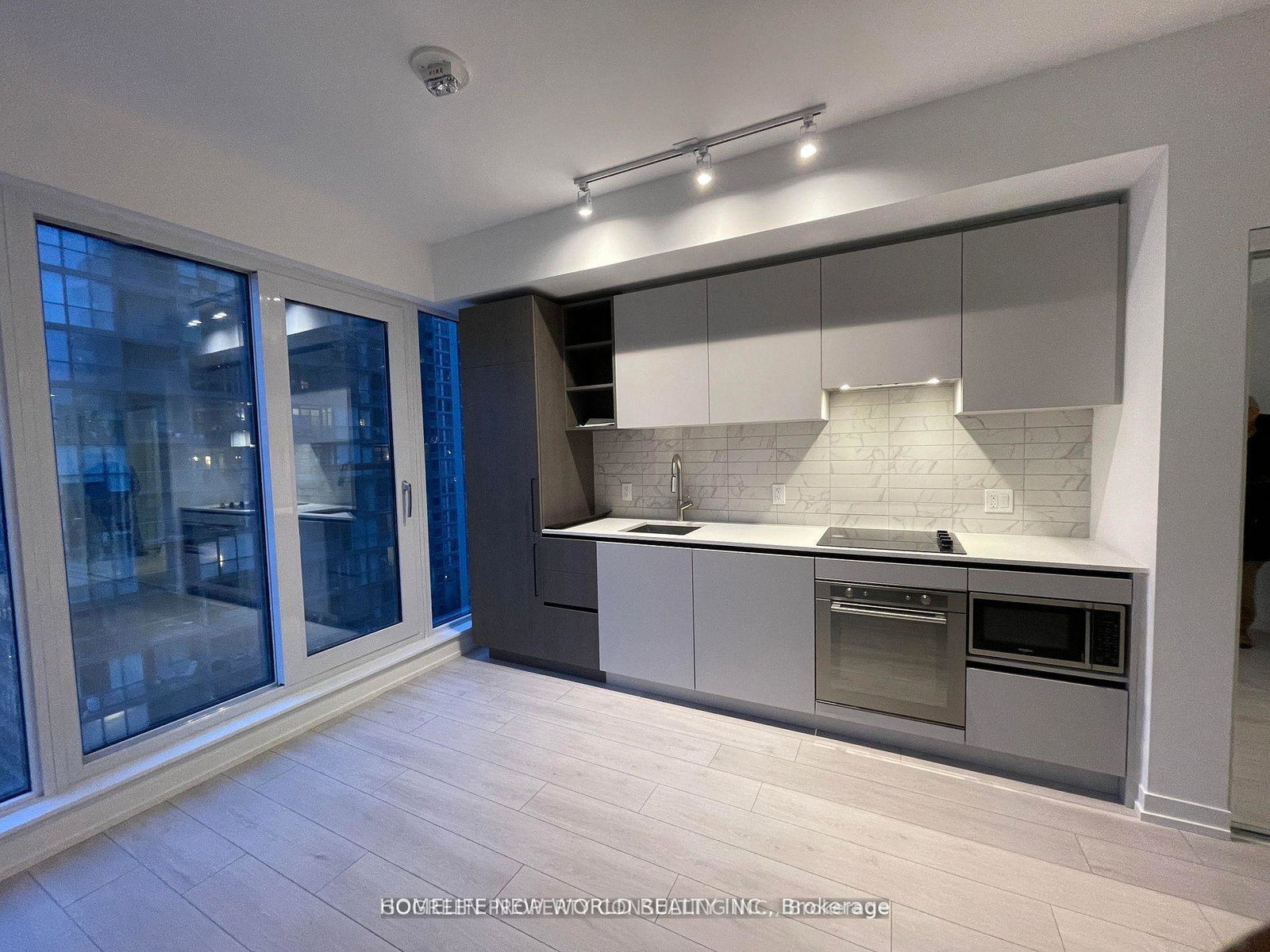55-mercer-street-toronto-ontario-c12742354