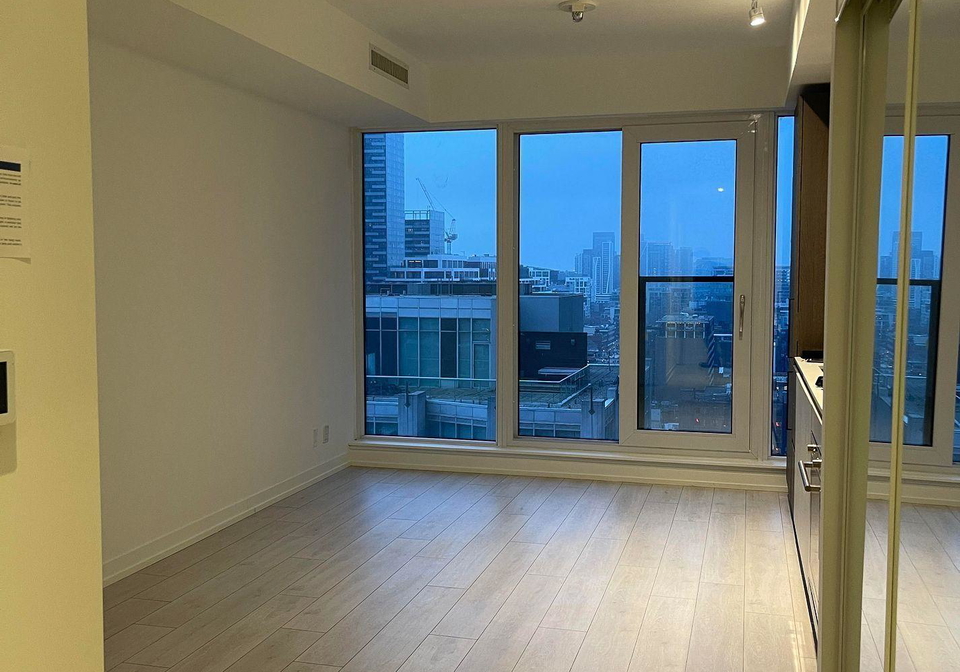55-mercer-street-toronto-ontario-c12742354