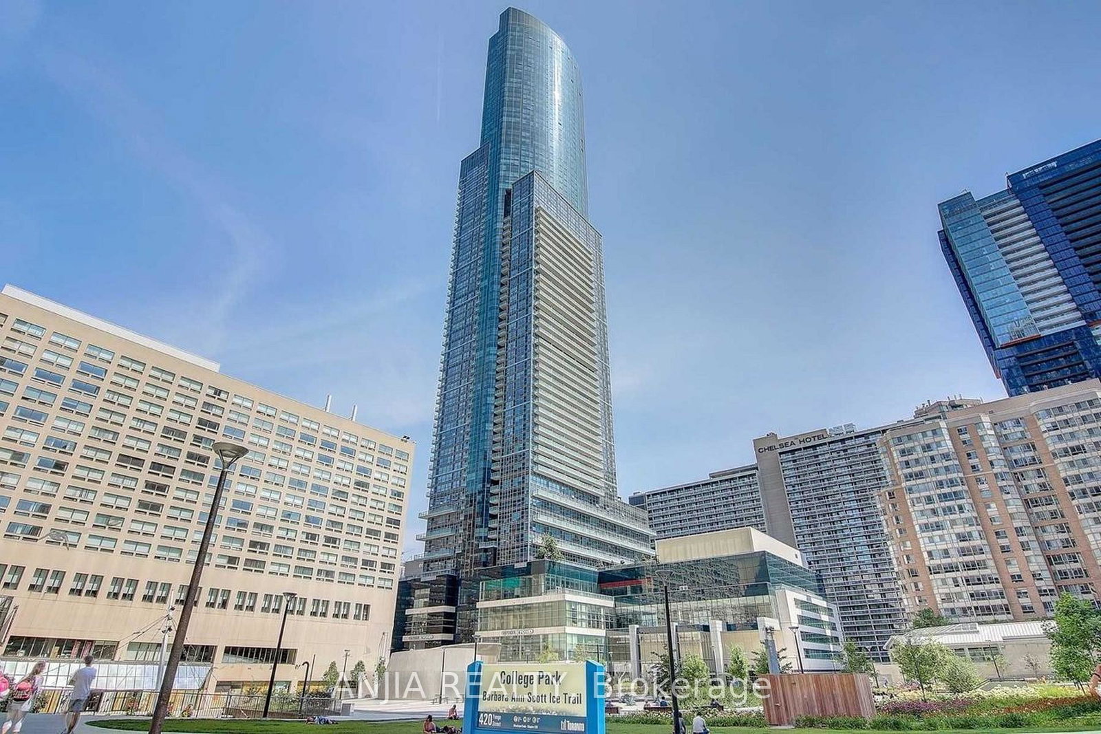 386-yonge-street-toronto-ontario-c12742480