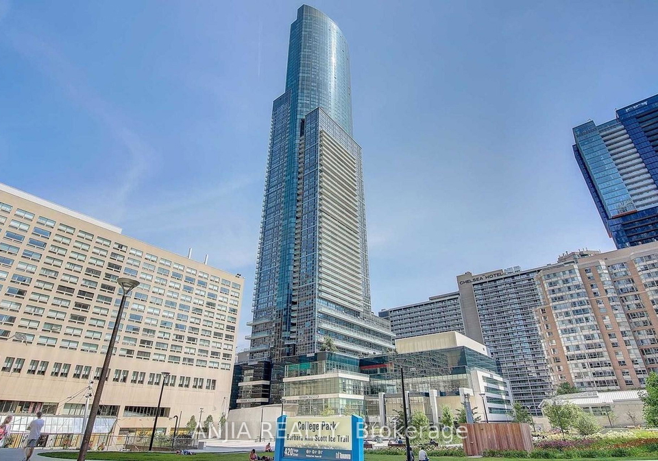 386-yonge-street-toronto-ontario-c12742480