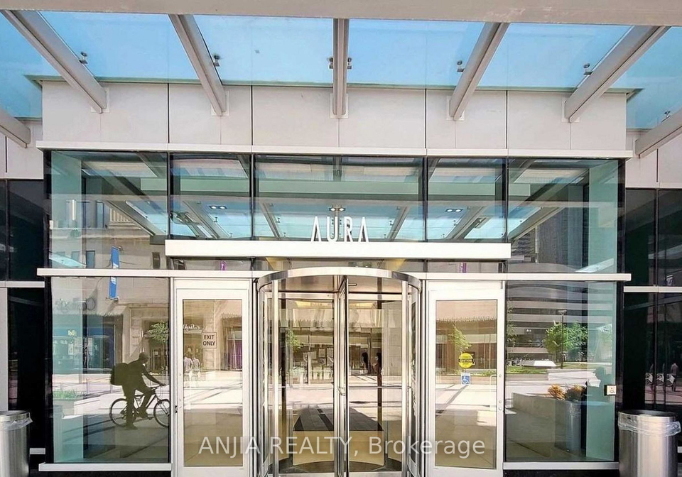 386-yonge-street-toronto-ontario-c12742480