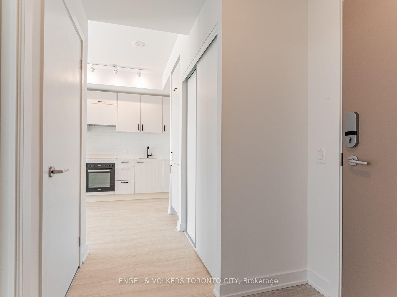 1-quarrington-lane-north-york-ontario-c12742510