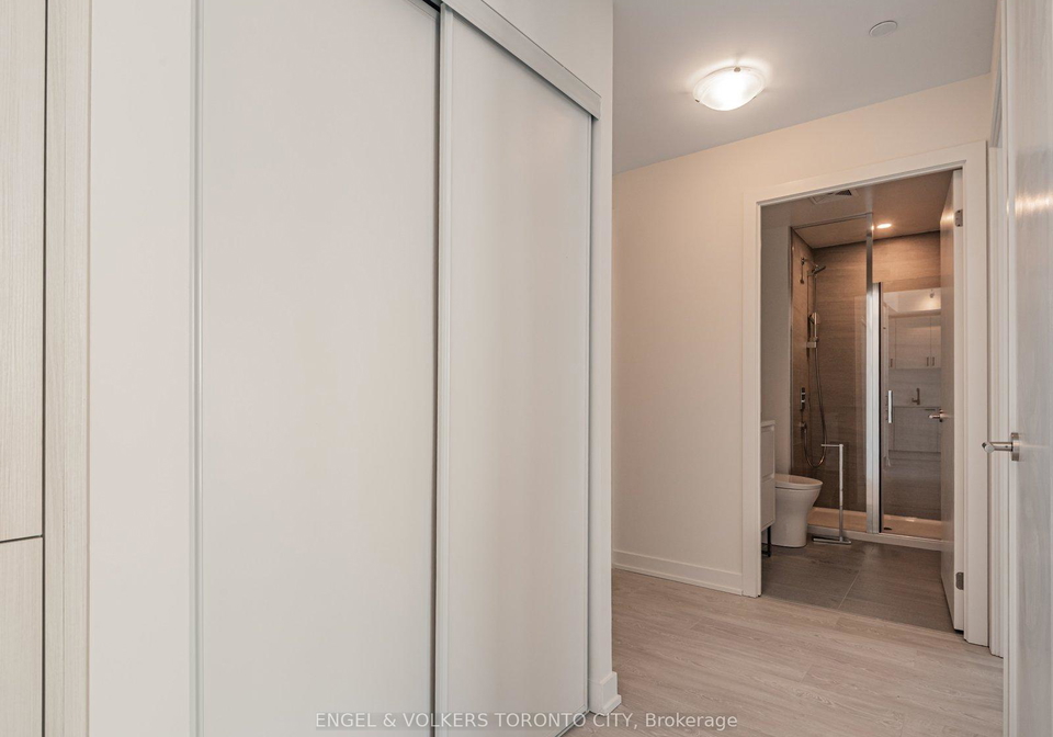 1-quarrington-lane-north-york-ontario-c12742510