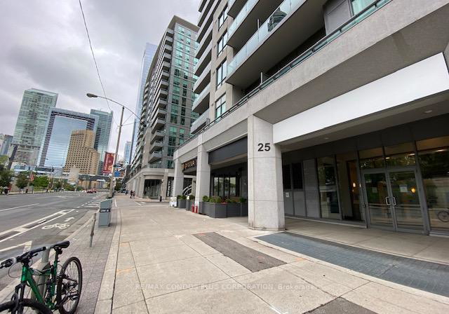 25-lower-simcoe-street-toronto-ontario-c12742596