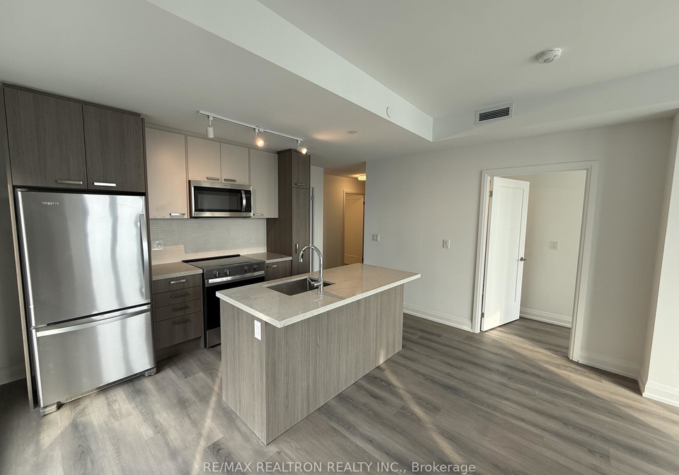 20-soudan-avenue-toronto-ontario-c12742998