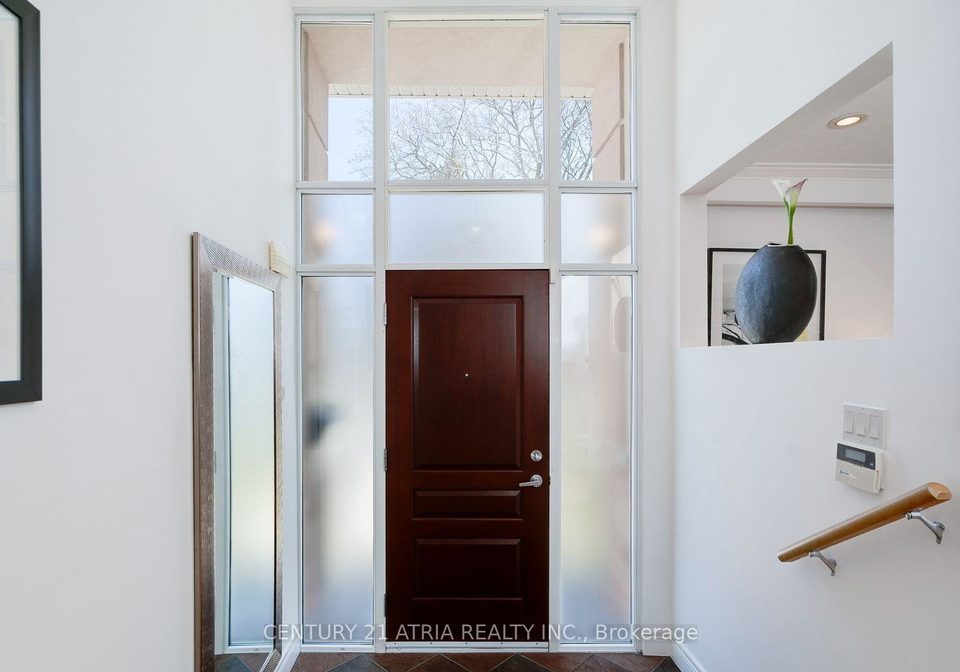 16-palomino-crescent-north-york-ontario-c12743168